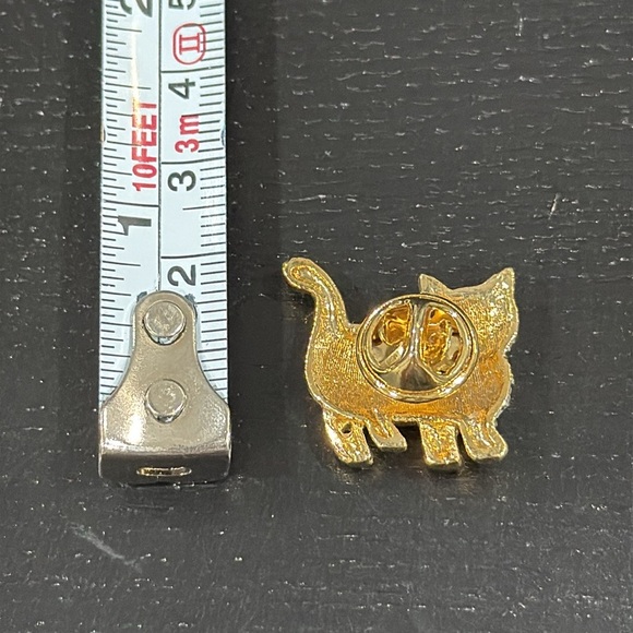 Jeweled Cat Pin Brooch - Picture 4 of 5